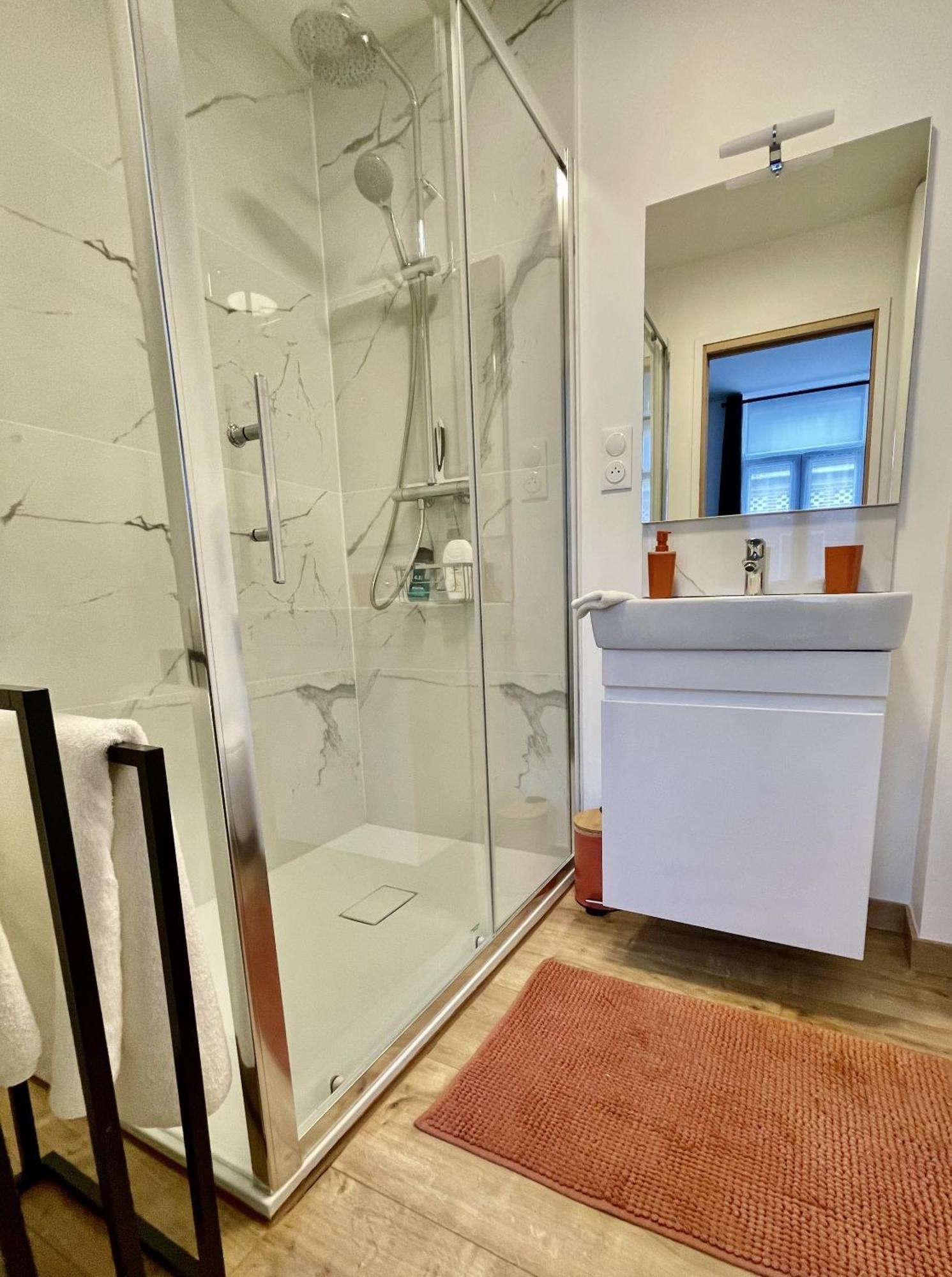 Appart Hotel Gambetta Lens Quarto foto